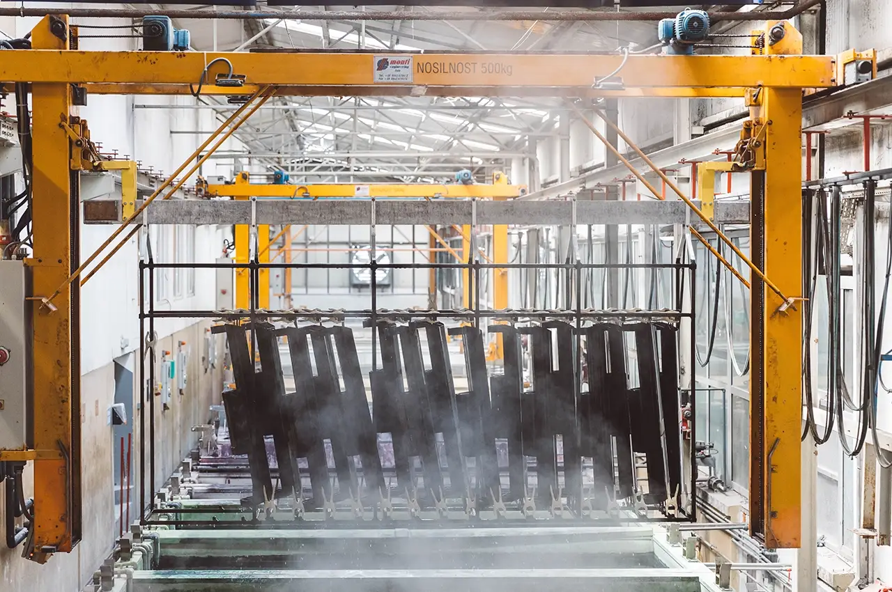 Automatisierte Linie zur Oberflächenbehandlung von Aluminium