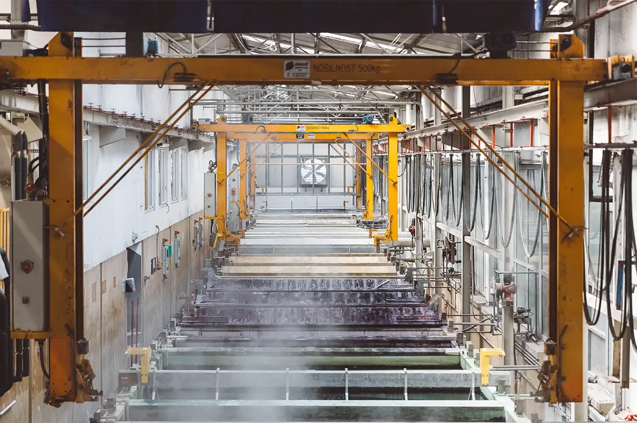 Prozessbadlinie für die Oberflächenbehandlung von Aluminium