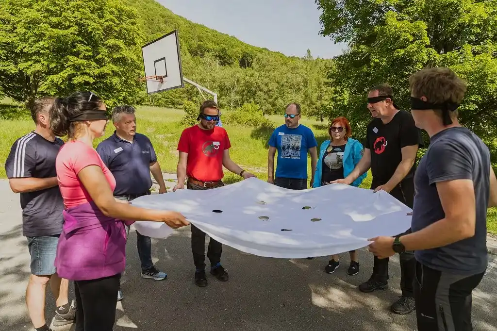 emmi-varnost-in-zdravje-pri-delu-4